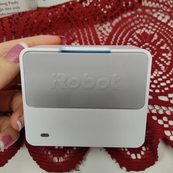 iRobot Braava Jet 240 Mopping Robot + Battery & Charger Untested Extras! - Picture 4 of 16